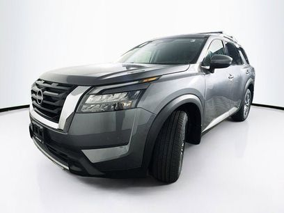 New 2025 Nissan Pathfinder SL