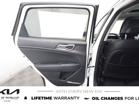 New 2026 Kia Sportage EX image 11