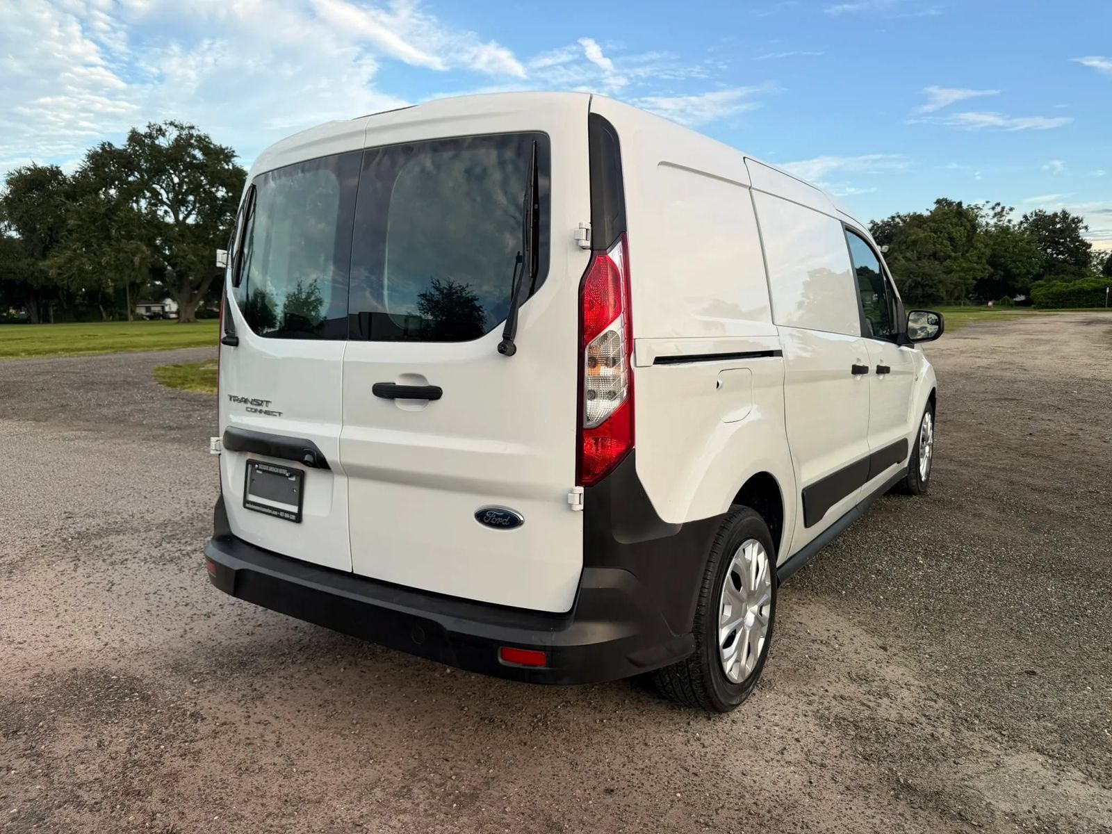 Used 2021 Ford Transit Connect XL FWD image 5