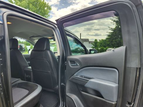 Used 2019 Chevrolet Colorado Z71 AWD/4WD image 44