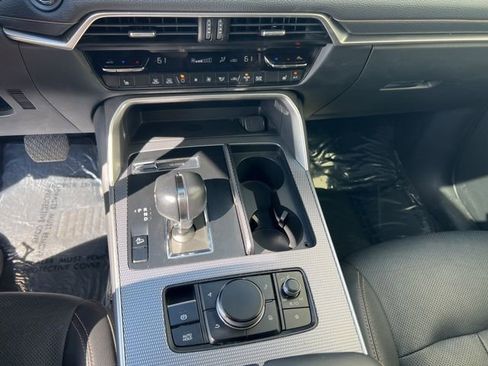 Used 2024 MAZDA CX-90 3.3 Turbo w/ Premium Package image 17