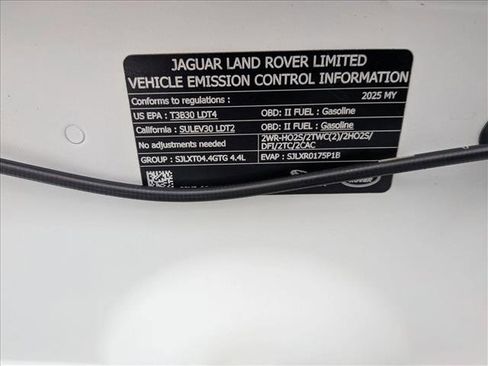 Used 2025 Land Rover Range Rover Sport Dynamic SE image 22