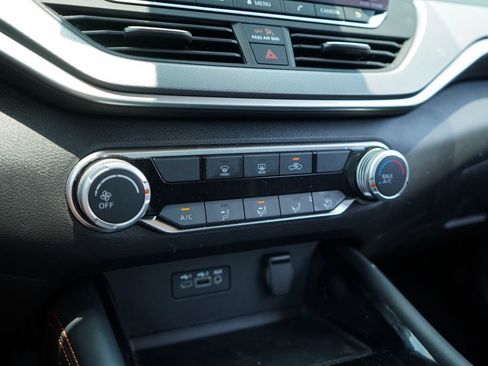 Used 2023 Nissan Altima 2.5 SR AWD/4WD image 26