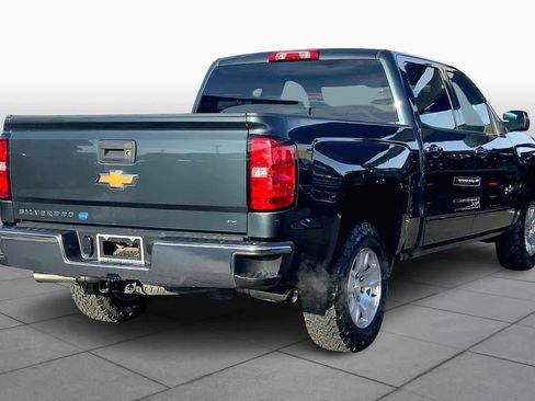 Used 2018 Chevrolet Silverado 1500 LT w/ LT Eassist Package image 12