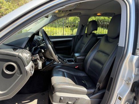 Used 2006 Porsche Cayenne AWD/4WD image 8