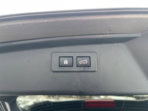 Used 2024 Subaru Outback Limited image 13