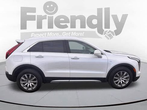 Used 2020 Cadillac XT4 Premium Luxury w/ Driver Awareness Package image 4