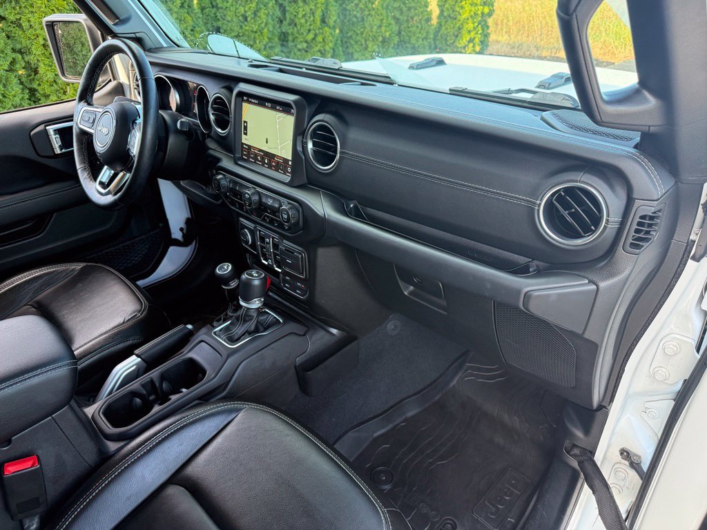 Used 2020 Jeep Wrangler Unlimited Sahara AWD/4WD image 46