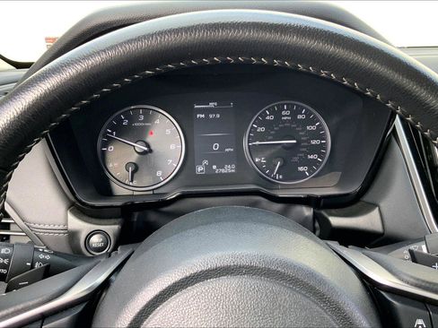 Used 2024 Subaru Outback Premium image 19