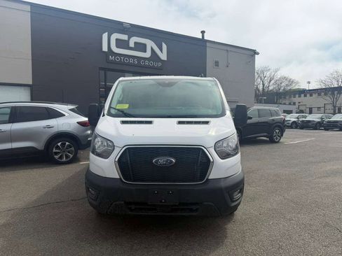 Used 2023 Ford Transit 250 Low Roof AWD w/ Exterior Upgrade Package image 8