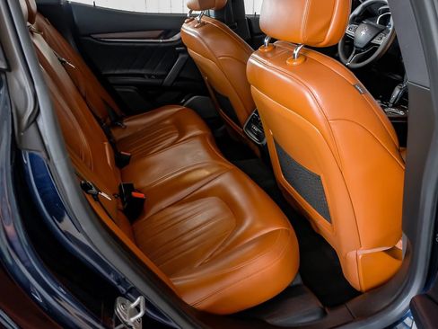 Used 2019 Maserati Ghibli S GranLusso RWD image 35