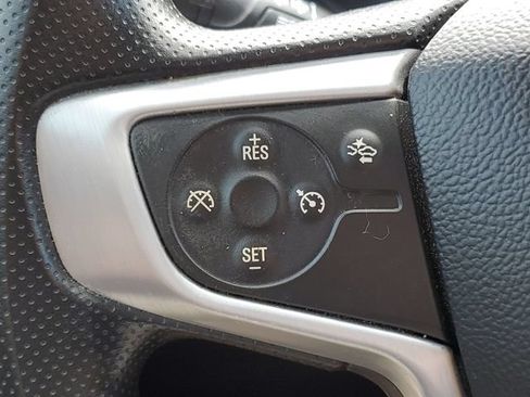 Used 2022 GMC Terrain SLE w/ Driver Convenience Package FWD image 15