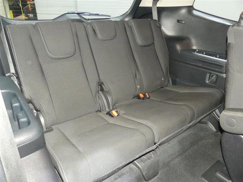 Used 2020 Subaru Ascent Premium w/ Convenience Package image 31