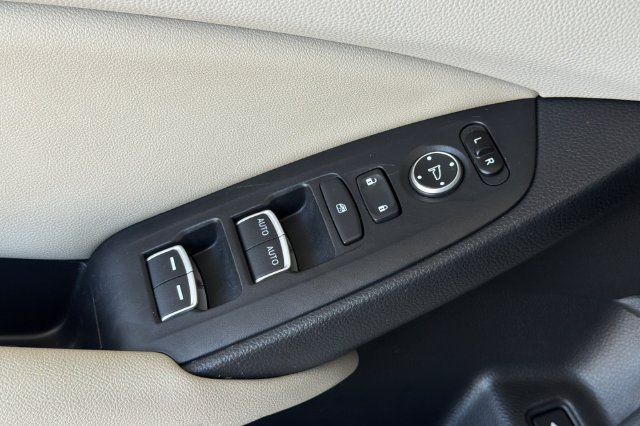 Certified 2019 Honda Accord LX image 13