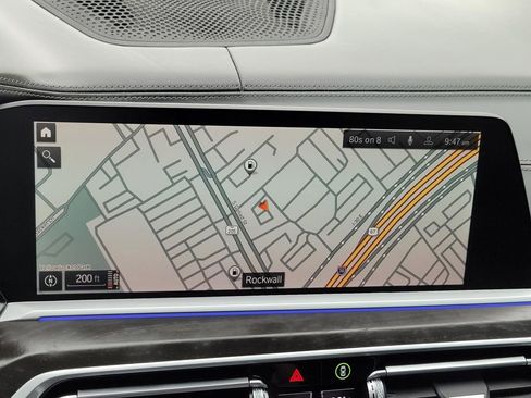 Used 2022 BMW X7 xDrive40i w/ M Sport Package image 28