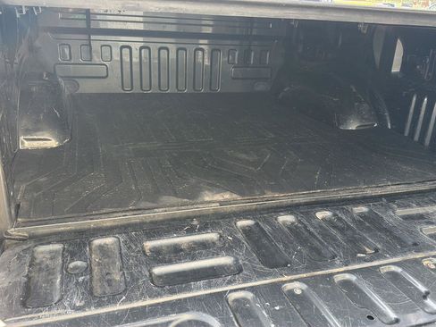 Used 2015 Ford F150 Lariat AWD/4WD image 23