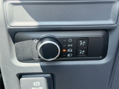 Used 2024 Ford Expedition Max XLT RWD image 13