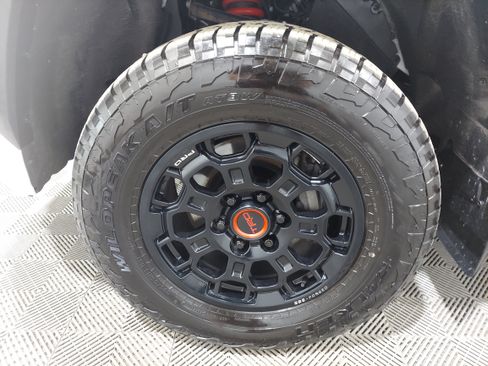 Used 2022 Toyota Tundra TRD Pro AWD/4WD image 6