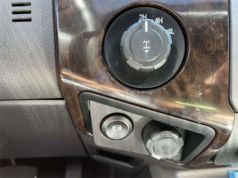 Used 2016 Ford F350 Platinum w/ FX4 Off-Road Package image 22