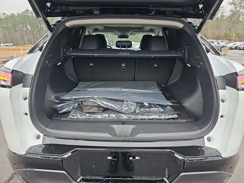 New 2026 Nissan Murano Platinum w/ Cargo Package AWD/4WD image 15
