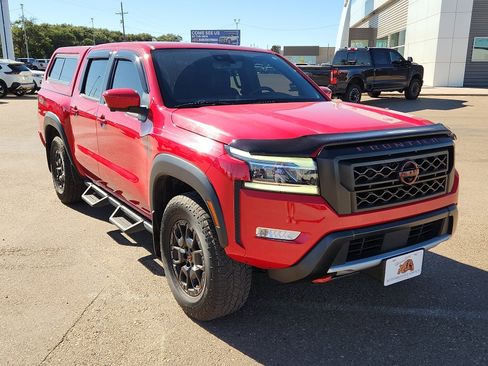 Used 2023 Nissan Frontier PRO-4X w/ Pro-4X Premium Package image 6