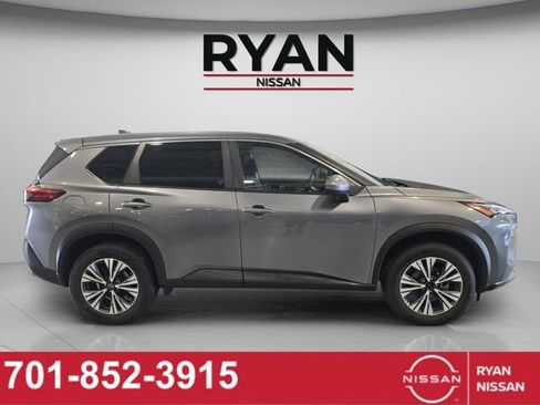 Certified 2023 Nissan Rogue SV AWD/4WD image 18