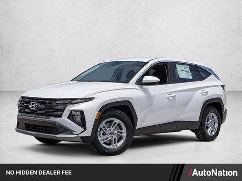 New 2026 Hyundai Tucson SE FWD image 1