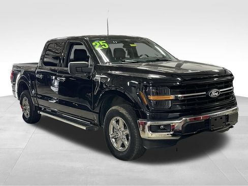 Used 2025 Ford F150 XLT w/ Equipment Group 301A Standard AWD/4WD image 5