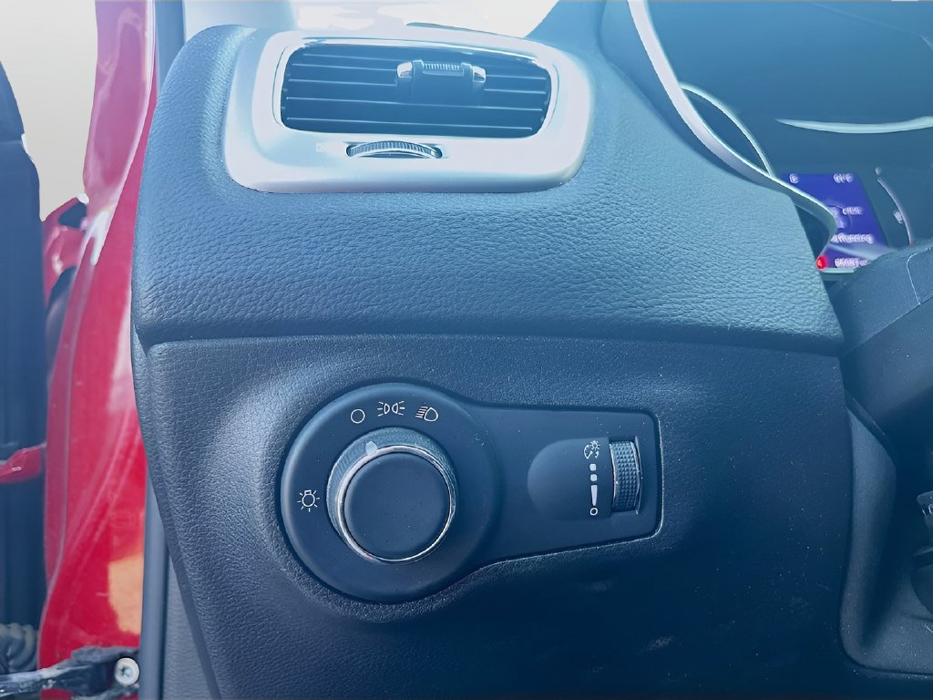 Used 2018 Jeep Compass Sport w/ Cold Weather Group AWD/4WD image 15
