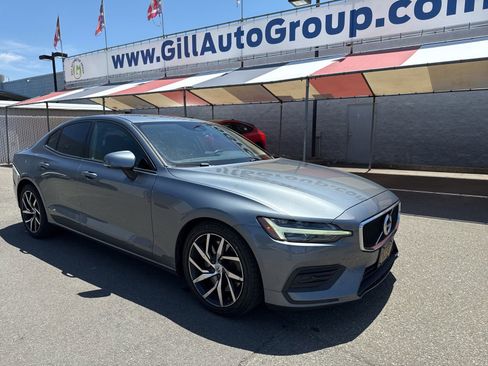 Used 2019 Volvo S60 T6 Momentum w/ Premium Package AWD/4WD image 7