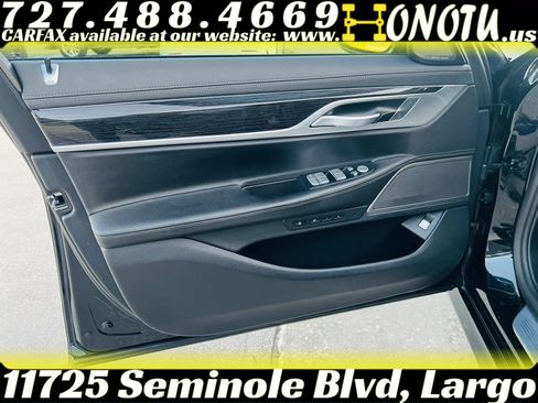Used 2019 BMW 740i w/ M Sport Package RWD image 11