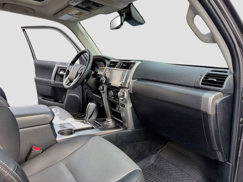 Certified 2023 Toyota 4Runner SR5 Premium w/ Moonroof Package AWD/4WD image 11
