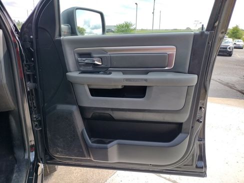 Used 2016 RAM 1500 Classic SLT image 24