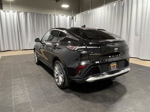 New 2025 Buick Envista Avenir image 8