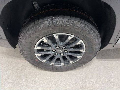 New 2026 Chevrolet Traverse Z71 w/ LPO, Floor Liner Package image 7