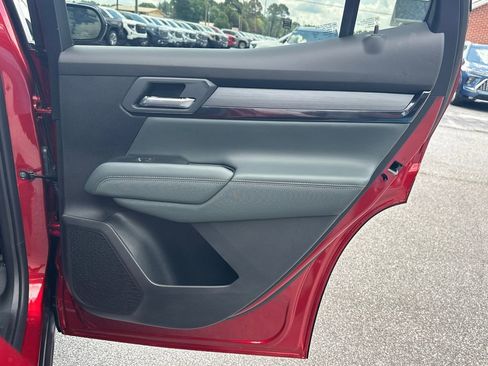 New 2026 GMC Terrain AT4 w/ Convenience Package III AWD/4WD image 17