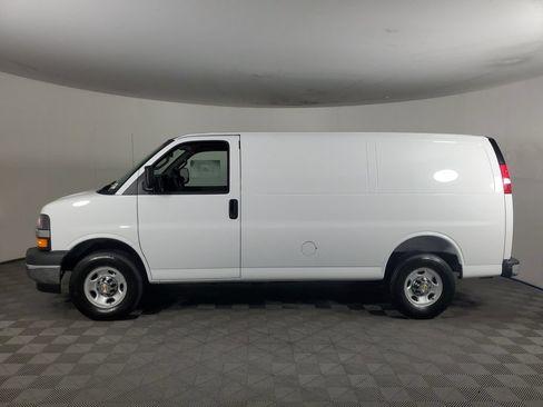 New 2026 Chevrolet Express 2500 w/ Driver Convenience Package RWD image 7