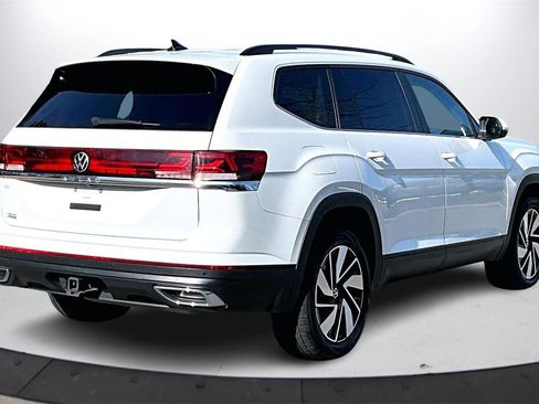 Used 2024 Volkswagen Atlas SE image 9