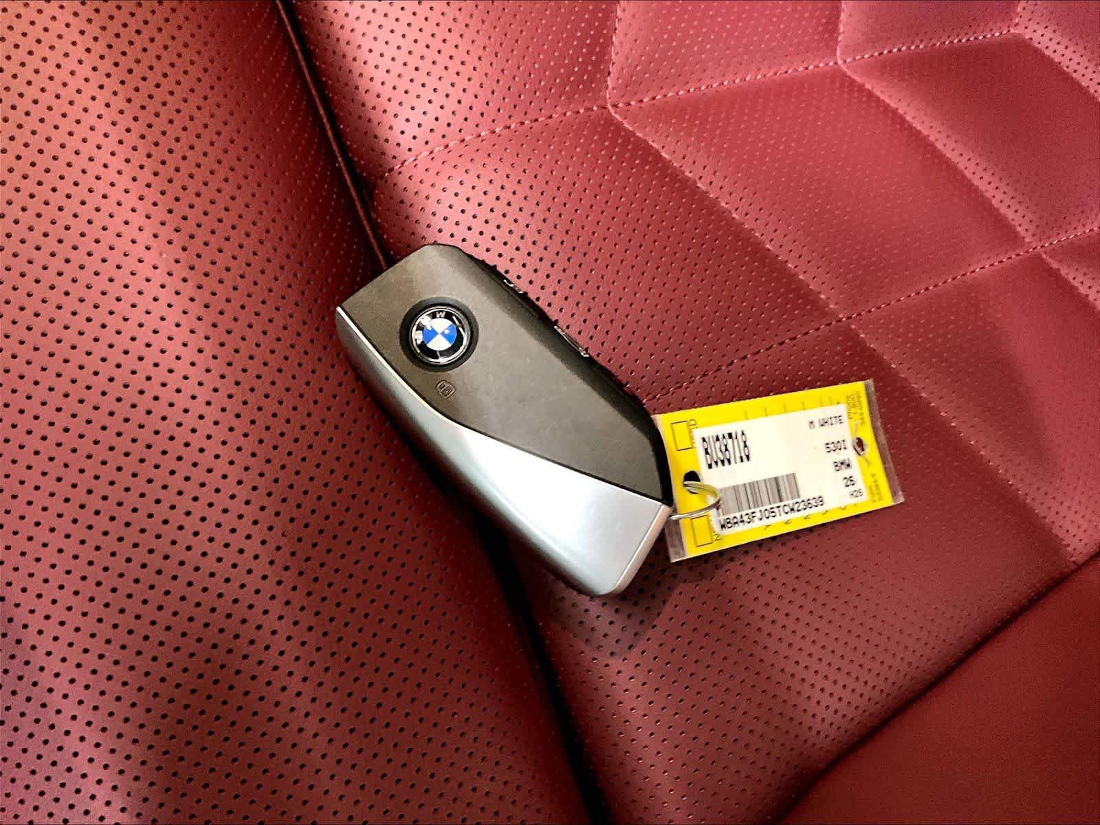 Used 2026 BMW 530i w/ M Sport Package RWD image 14