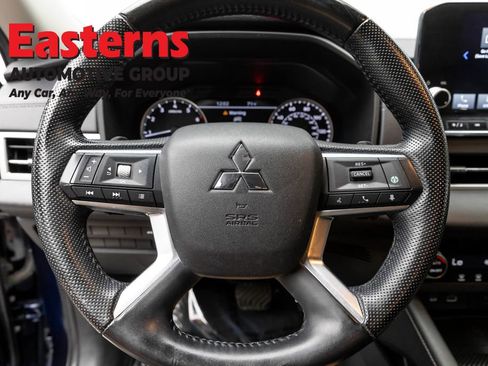 Used 2022 Mitsubishi Outlander SE AWD/4WD image 10
