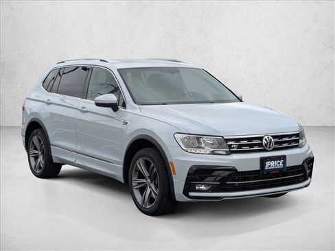 Used 2019 Volkswagen Tiguan SEL R-Line AWD/4WD image 3