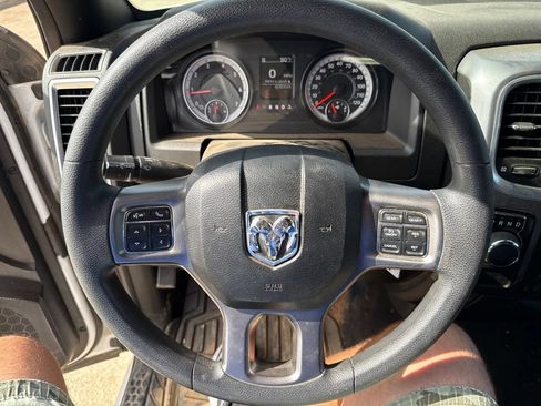 Used 2024 RAM 1500 Warlock RWD image 20
