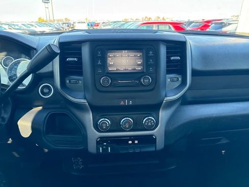 Used 2024 RAM 3500 Tradesman w/ Chrome Appearance Group image 23