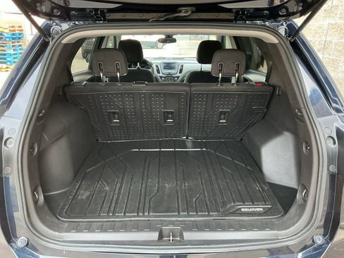 Used 2020 Chevrolet Equinox LS w/ LPO, Floor Liner Package FWD image 21
