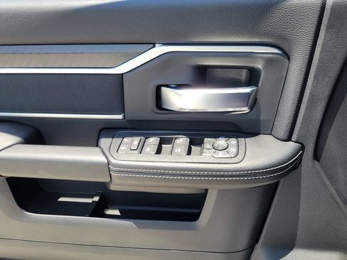 New 2026 RAM 2500 Big Horn AWD/4WD image 16