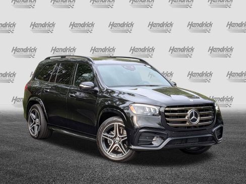New 2026 Mercedes-Benz GLS 450 4MATIC image 2