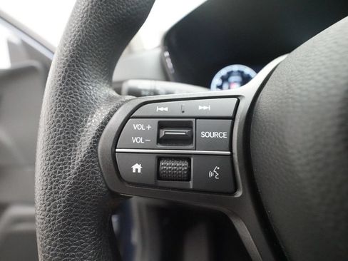 Certified 2025 Honda CR-V EX image 17