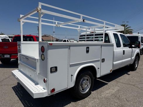 Used 2015 Ford F250 XL w/ Power Equipment Group RWD image 6