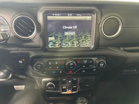 Used 2023 Jeep Wrangler Unlimited Sahara w/ Cold Weather Group image 21