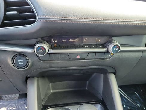 Used 2024 MAZDA MAZDA3 s FWD image 27